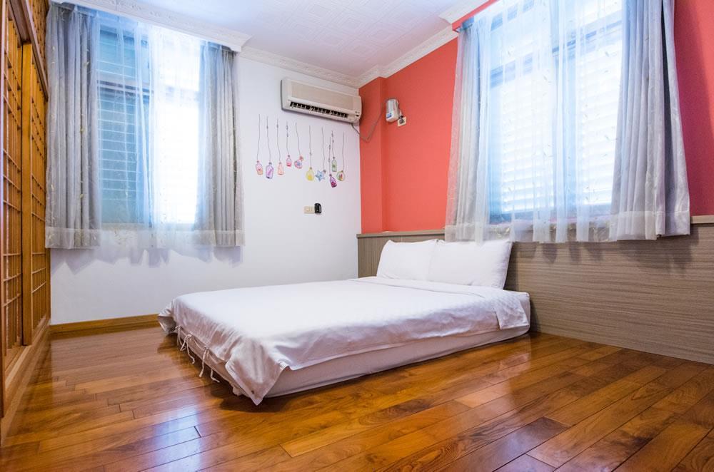 Bed and Breakfast Dog House Taitung Екстер'єр фото