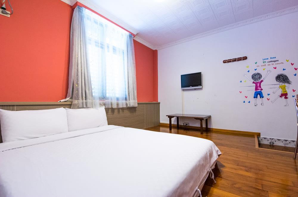 Bed and Breakfast Dog House Taitung Екстер'єр фото